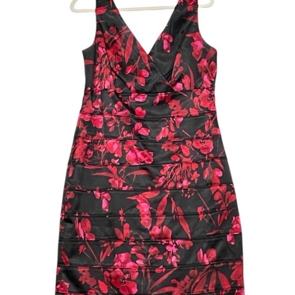 Dress Barn Black and Red Floral V-Neck Sleeveless Dress